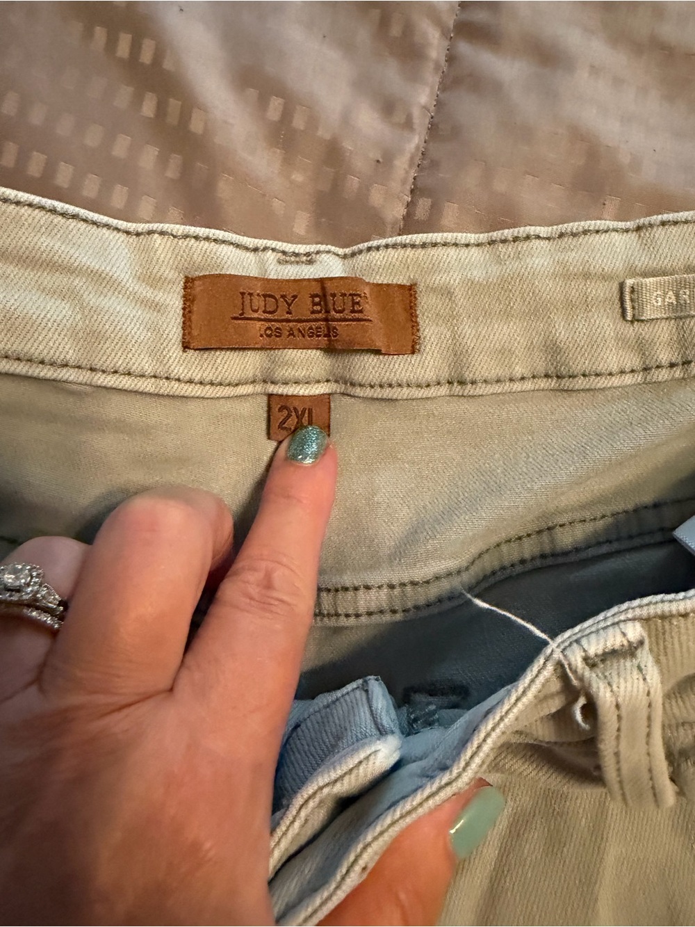 Two Pairs Judy Blue Shorts 2XL - Picture 7 of 9